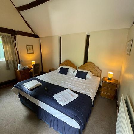 Halfway House Inn & Cottages Bridgnorth Esterno foto